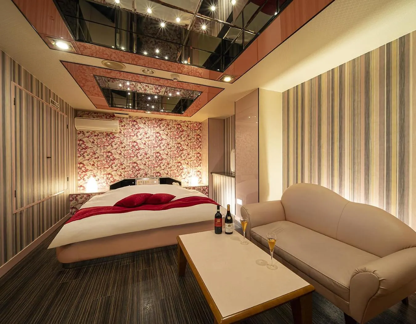 Hotel del amor Hotel Jardin de Fleurs Kyoto - Solo adultos