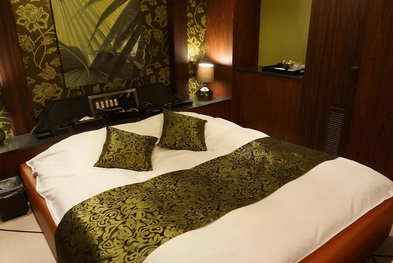 Hotel Jardin de Fleurs Kyoto - Solo adultos 2*,